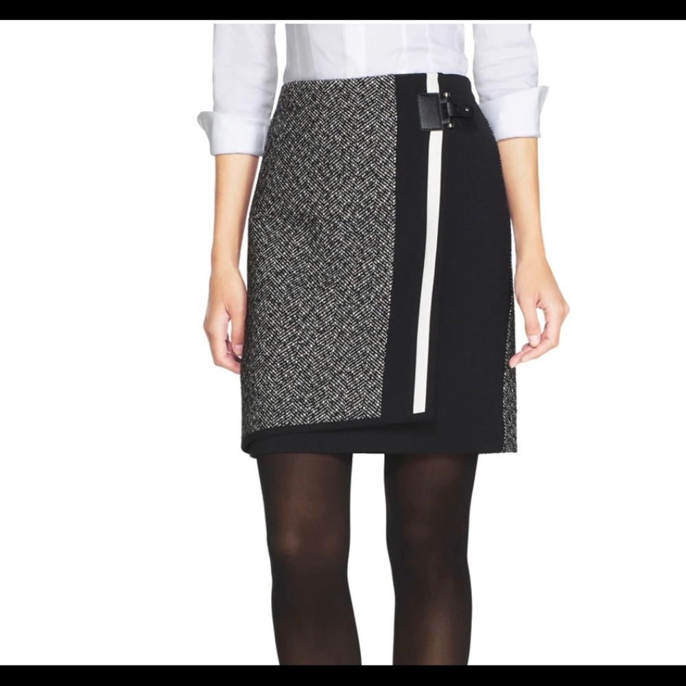 Almost new WHBM Tweed Skirt size 8